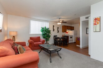 BELLA FLORA in Tucson, AZ - Foto de edificio - Interior Photo