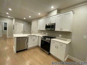 161 Allston St, Unit 2 in Boston, MA - Building Photo - Building Photo