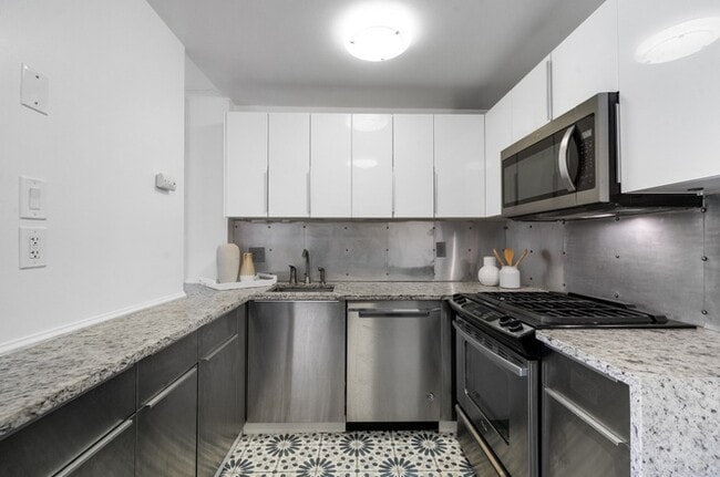 1250 4th St SW, Unit About this home in Washington, DC - Building Photo - Building Photo