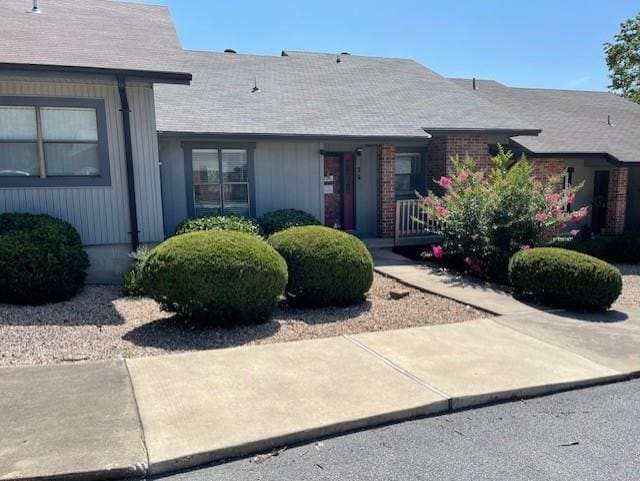 property at 3 Canova Ln