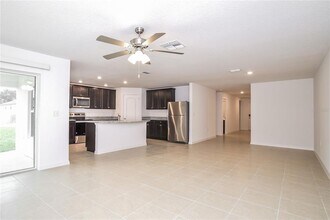 1660 Gopher Tree St in Mascotte, FL - Building Photo - Building Photo