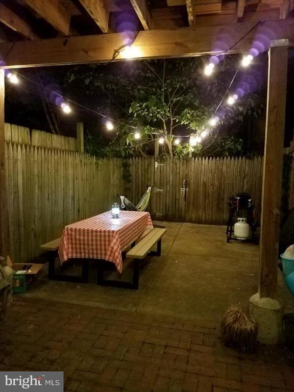 property at 758 S 15th St