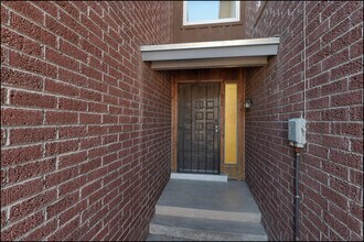 6622 Dawn Dr in El Paso, TX - Building Photo - Building Photo