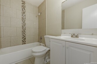 4111 Sunrise Terrace Dr in San Antonio, TX - Building Photo - Building Photo
