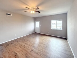 510 E Hazelwood St in Princeton, TX - Building Photo - Building Photo