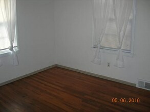 522 Charlotte Dr in Sidney, NE - Building Photo - Building Photo