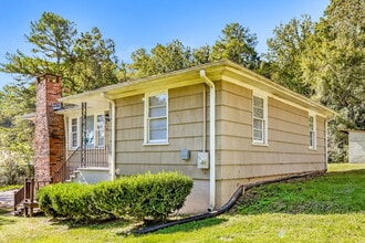 2568 Forestdale Blvd in Birmingham, AL - Building Photo - Building Photo