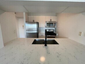 50 W 30th St in New York, NY - Building Photo - Building Photo