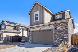 14858 Dahlia St in Thornton, CO - Building Photo - Building Photo