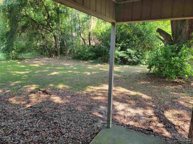 1030 Sable Dr in Pensacola, FL - Foto de edificio - Building Photo