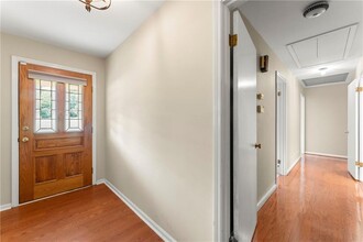 5666 Bob White Cir NW in Lilburn, GA - Building Photo - Building Photo
