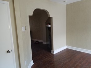 5229 West Diamond street, Unit Apt 207 in Philadelphia, PA - Building Photo - Building Photo