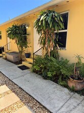 1123 N 17th Ave in Hollywood, FL - Building Photo - Building Photo