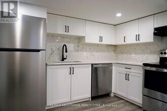 93 E 31st St in Hamilton, ON - Building Photo - Building Photo