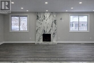 131 Camelia Ave in Ottawa, ON - Building Photo - Building Photo