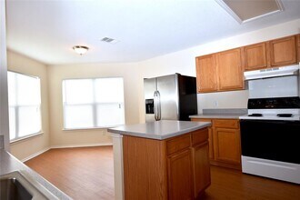 2005 Rim Rock Dr in Leander, TX - Building Photo - Building Photo