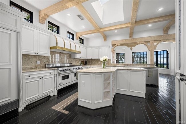 property at 1541 Dolphin Terrace