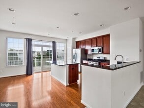43824 Royal Fern Ln in California, MD - Building Photo - Building Photo