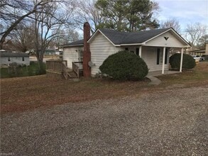 200 Haywood St in Stoneville, NC - Building Photo - Building Photo