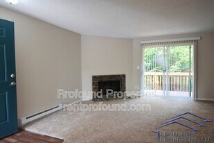 12185 SW Gingham Ln in Beaverton, OR - Building Photo