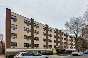 452 W Aldine Ave in Chicago, IL - Building Photo
