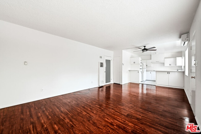 property at 1868 10th St
