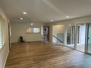 2021 Anacapa St in Santa Barbara, CA - Foto de edificio - Building Photo