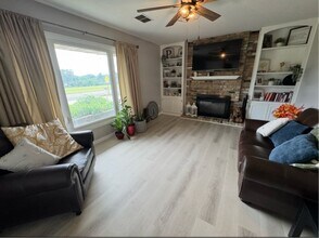 8370 Hillside Trail S in Cottage Grove, MN - Building Photo - Building Photo