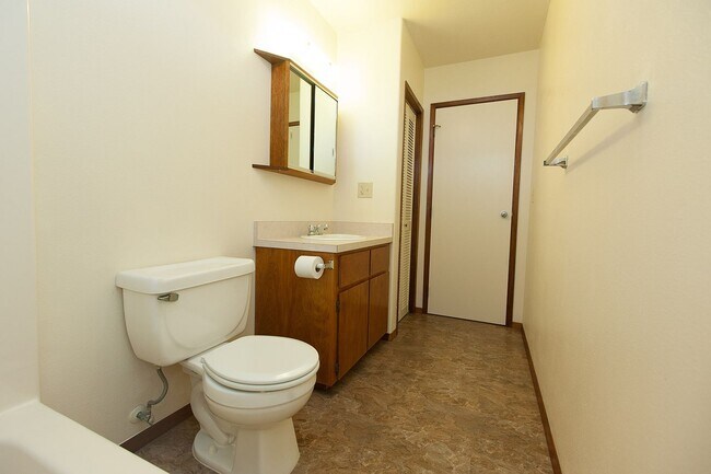 16-1189-1189 Moho Rd in Kurtistown, HI - Building Photo - Building Photo