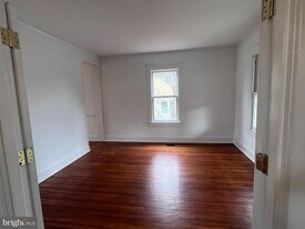 4043 20th St N in Arlington, VA - Building Photo