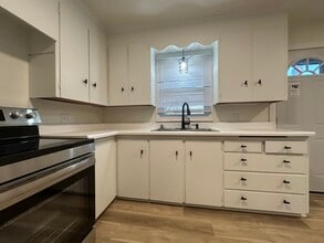 5317 N 45th St in Omaha, NE - Building Photo - Building Photo