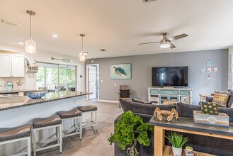 3713 N Suwanee Pt in Crystal River, FL - Building Photo - Building Photo