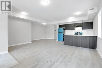 514 Lillian Freiman Private in Ottawa, ON - Building Photo - Building Photo