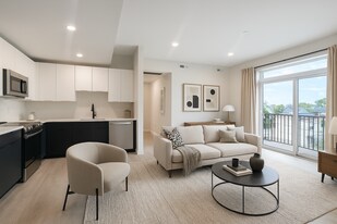 28 Mount Pleasant St, Unit b104 in Somerville, MA - Building Photo