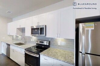 13195 W Progress Cir in Littleton, CO - Foto de edificio - Building Photo