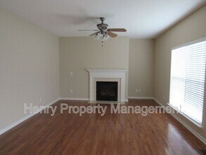 125 Kellerhis Dr in Apex, NC - Building Photo - Building Photo