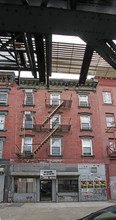 384 Broadway in Brooklyn, NY - Building Photo - Building Photo