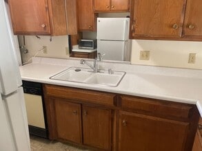 605 Radcliffe Dr in Davis, CA - Building Photo - Building Photo