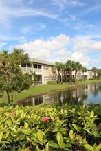 12181 Summergate Cir in Ft. Myers, FL - Building Photo - Building Photo