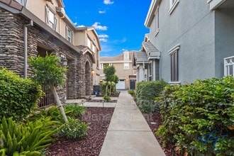 194 S Veracruz Pl in Mountain House, CA - Building Photo - Building Photo