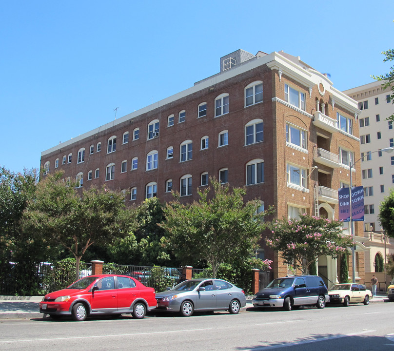 California Condominums in Long Beach, CA - Foto de edificio