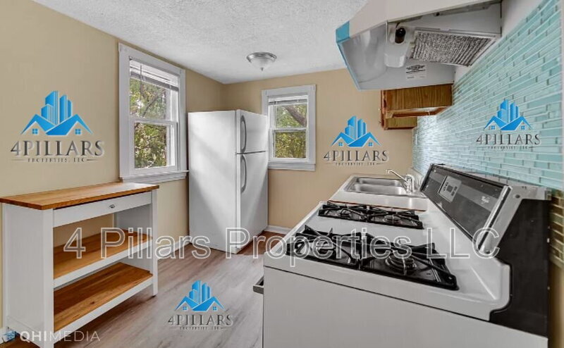 134 Belden St in La Porte, IN - Building Photo