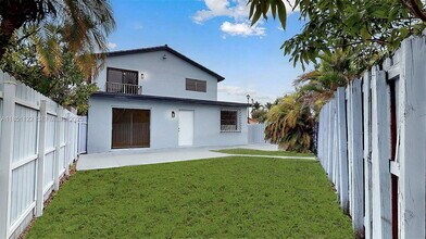 917 SW 135th Ct in Miami, FL - Building Photo - Building Photo