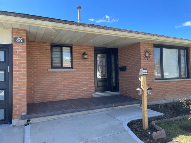 property at 49 Shaftsbury Dr