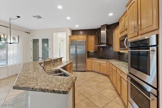 7381 Summer Duck Way in North Las Vegas, NV - Building Photo - Building Photo