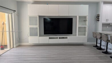 14114 SW 51st Ln in Miramar, FL - Building Photo - Building Photo