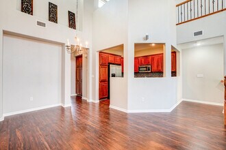 11422 Belmont Lake Dr in Las Vegas, NV - Building Photo - Building Photo