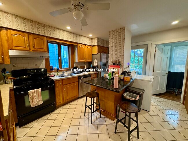 24 Chetwynd Rd, Unit 1