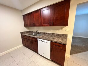 1830 Knox St in Lincoln, NE - Building Photo - Building Photo