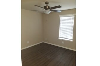 15027 Quail Ridge Rd in Danbury, TX - Building Photo - Building Photo